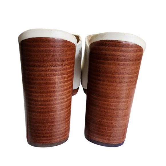 FRYE Cream Block Heel Clog Mules with Peep-Toe - 8M - Picture 7 of 10